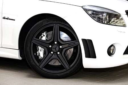 Mercedes C63 AMG Whitestorm by Romeo Ferraris