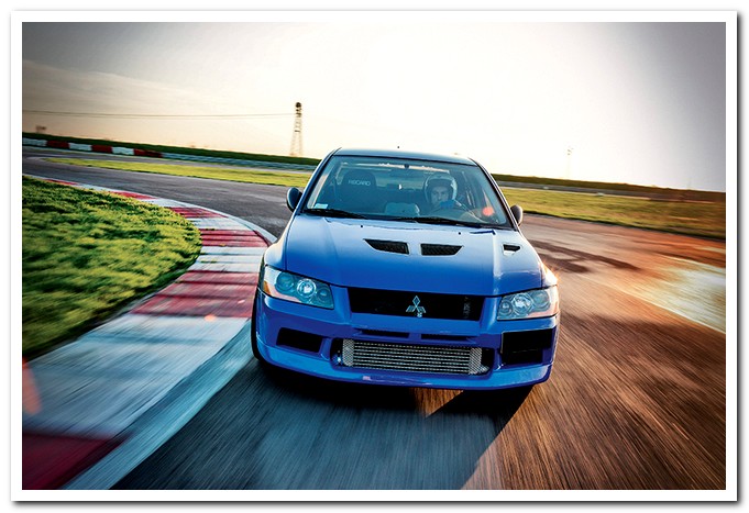 Mitsubishi lancer evo 7