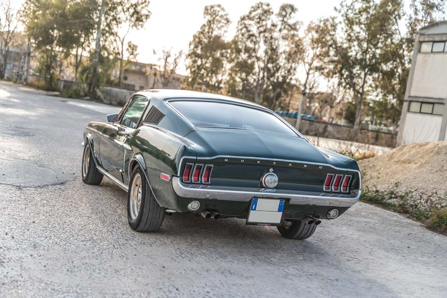 Ford Mustang Fastback 1968 auto storica americana elaborata con preparazione Buffalo Garage